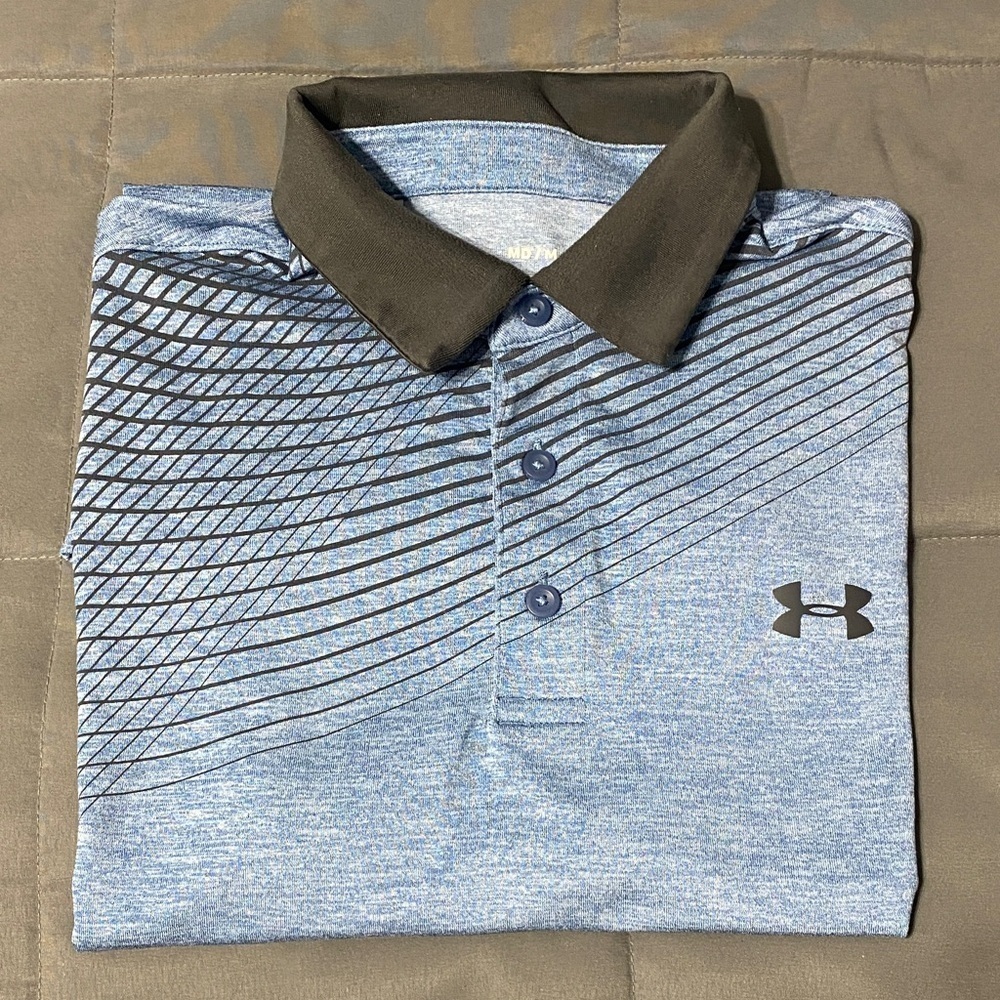 Under Armour Playoff polo. Size Medium